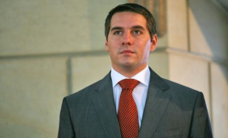 mostenitorul-regelui-mihai-principele-nicolae-se-stabileste-in-romania-169633