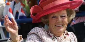 regina-beatrix-a-olandei-va-abdica-in-aprilie-tronul-va-fi-preluat-de-printul-willem-alexander-73941